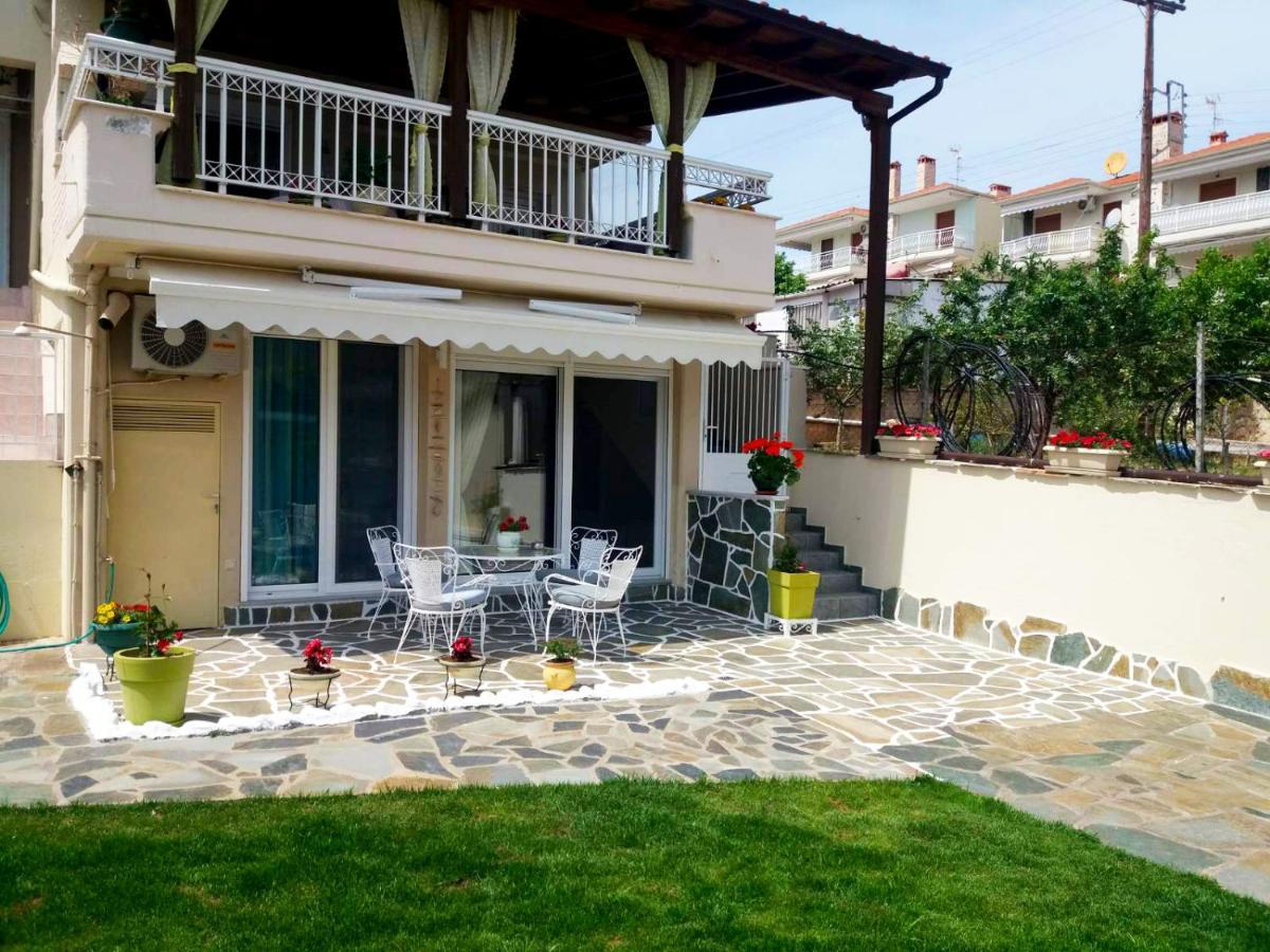 Ferienwohnung Maria'S Garden House Flogita Exterior foto